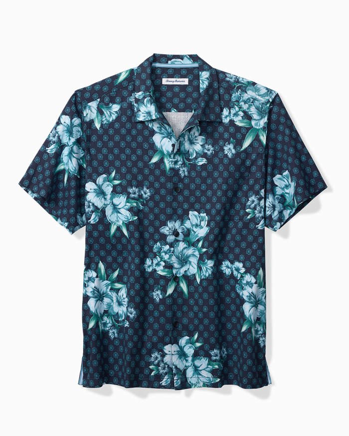 Medallion Blooms IslandZone® Camp Shirt